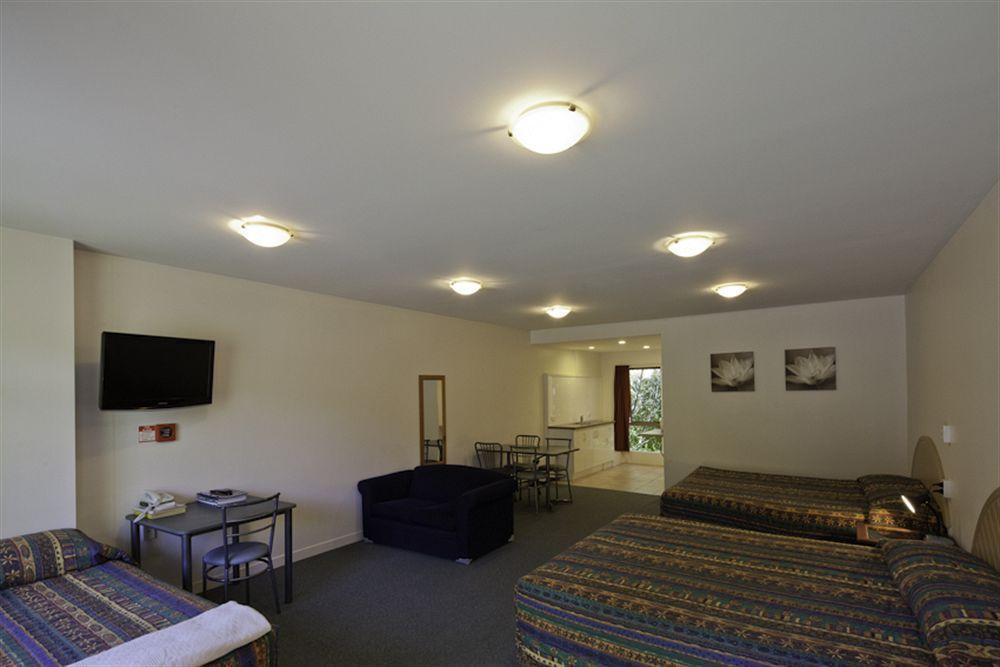 Lake Point Motel Hamilton Extérieur photo