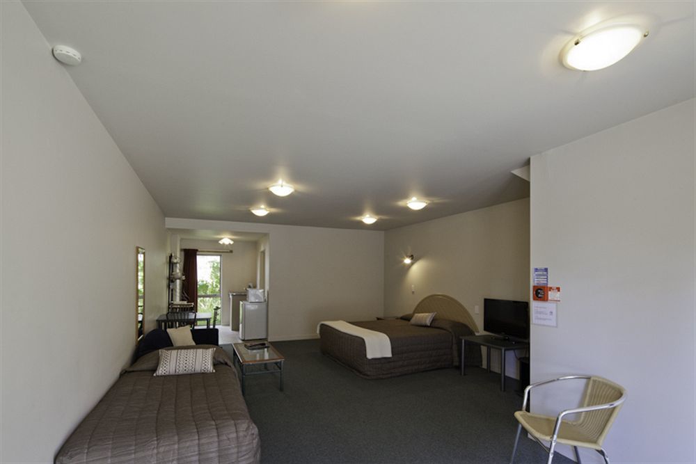 Lake Point Motel Hamilton Extérieur photo