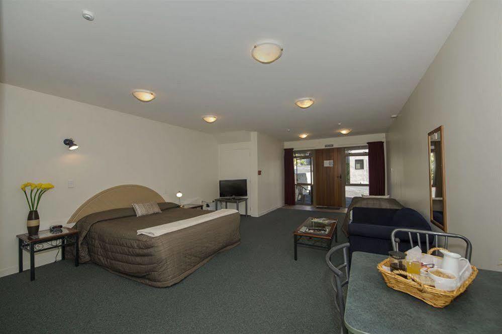 Lake Point Motel Hamilton Extérieur photo