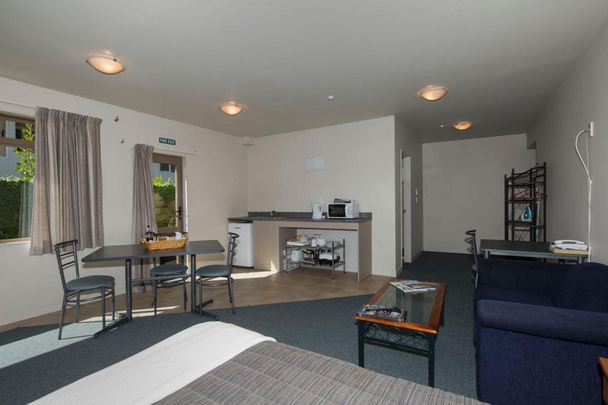 Lake Point Motel Hamilton Extérieur photo