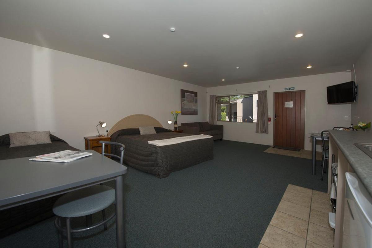 Lake Point Motel Hamilton Extérieur photo