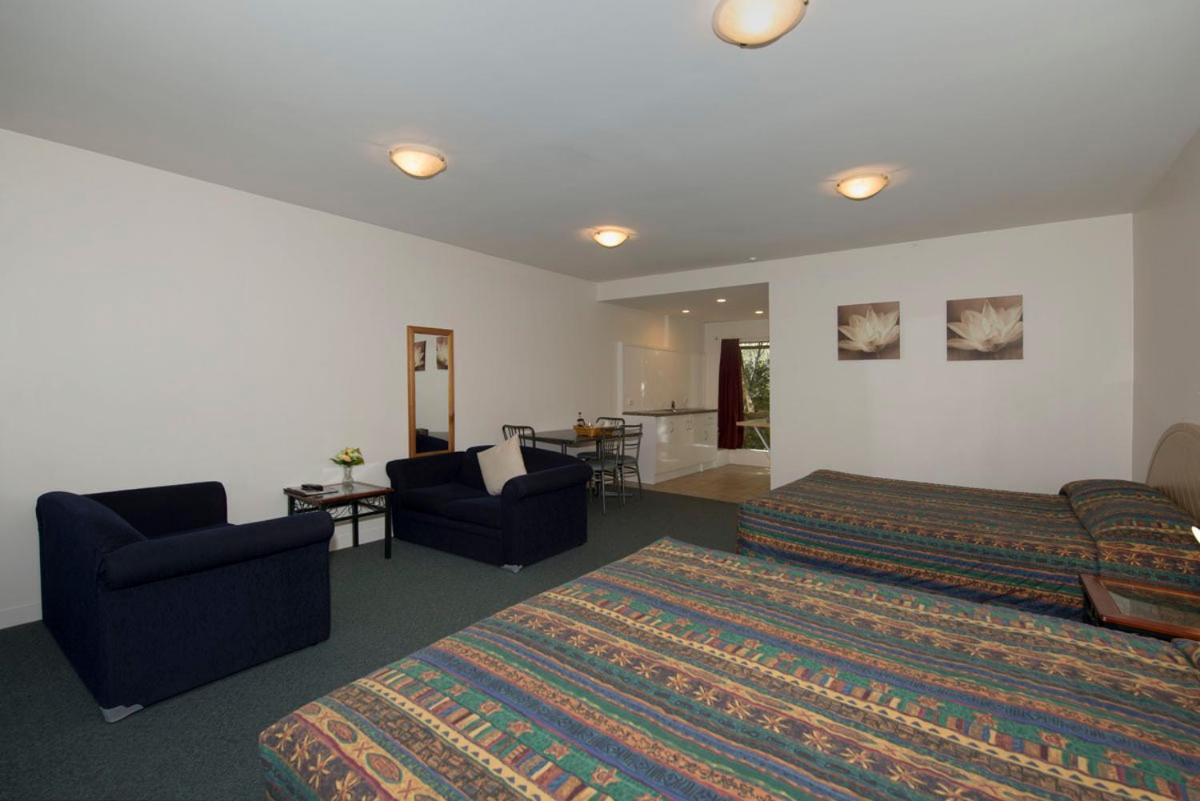 Lake Point Motel Hamilton Extérieur photo